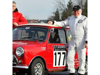 Как тормозят гонщики?